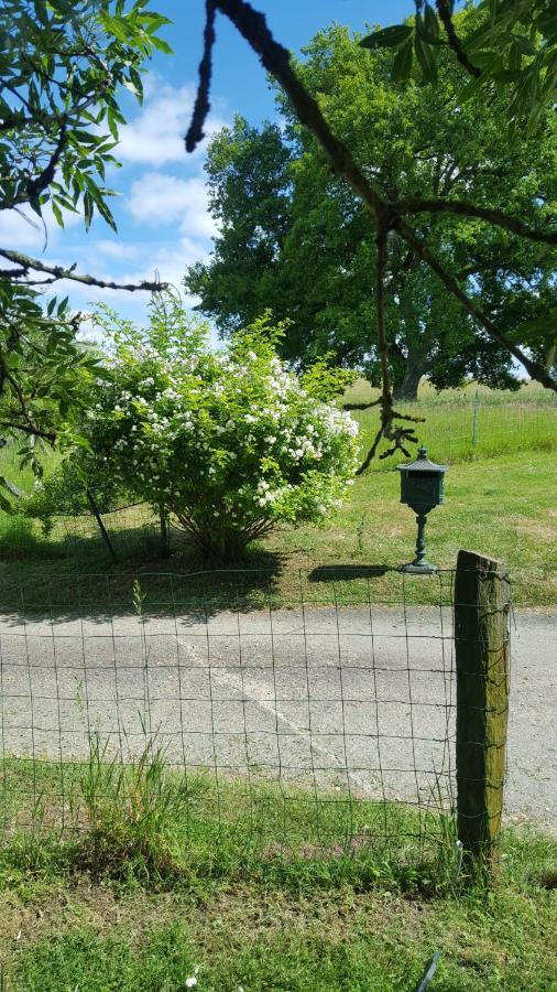 Sous Le Chene Villa Denee Bagian luar foto